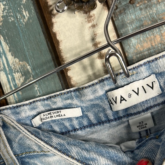 Ava & Viv A-line Light Blue Denim Skirt - Picture 10 of 15